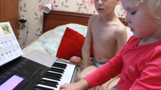 игра на запоминание нот и развитие муз.слуха. занятия по пособиям Е.Железновой "музыка с мамой" игра на запоминание нот и развитие муз.слуха. занятия по пособиям Е.Железновой "музыка с мамой"