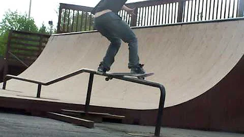 andrew helmer skateboarding031...