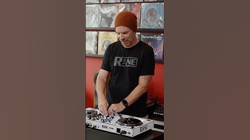 De nieuwe @officialranedj RANE ONE MKII is uitgerust met gemotoriseerde platters, stems, interne ...