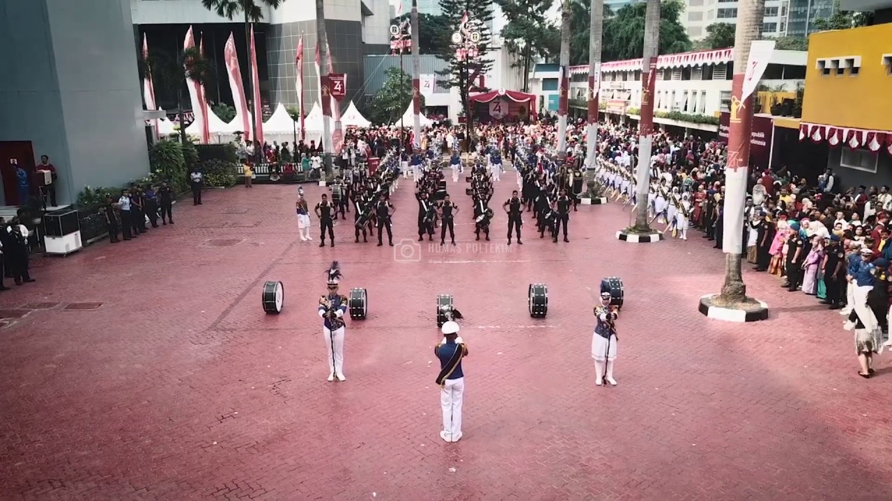 DISPLAY MARCHING BAND BHUMI PURA DHARMA KSATRIA POLITEKNIK IMIGRASI HUT RI KE-74