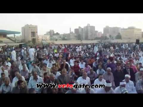 مدير أمن البحيرة يؤدي صلاة العيد باستاد دمنهور