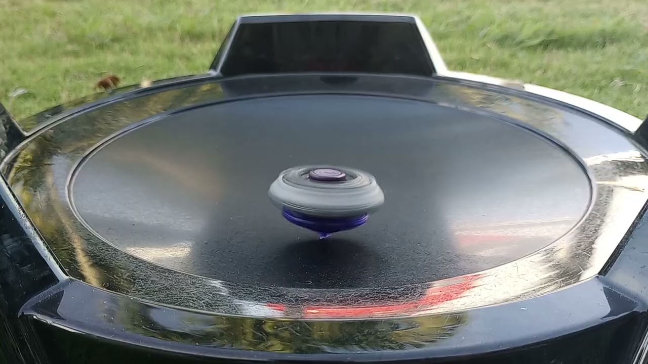 Beyblade Diablo Nemesis X:D vs Phantom Orion B:D