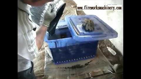 Fast fuse making machine, fireworks machine