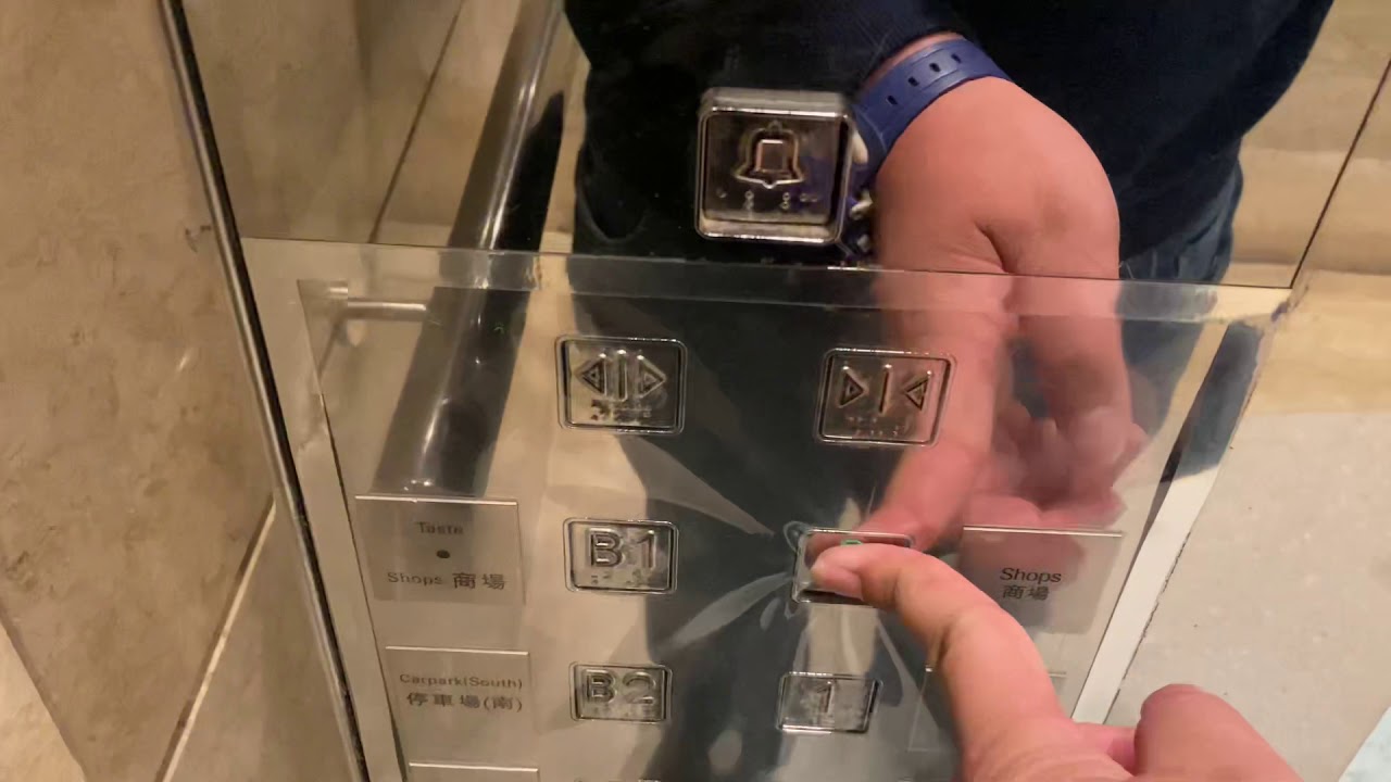 東涌東薈城名店倉1期富士達升降機 FUJITEC elevator @ Citygate Outlets Phase 1 Tung Chung 东涌东荟城名店仓1期富士达升降机