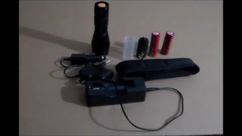 Ultrafire XML T6 Flashlight (G700)