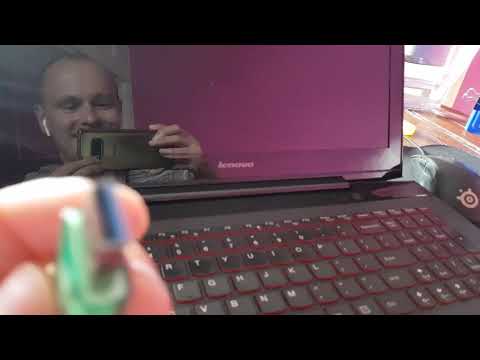 Wideo: Jak Naprawić Port USB
