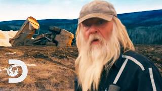 “Get His Fat Ass Out" Tony Beets Truck CRASHES! | Gold Rush