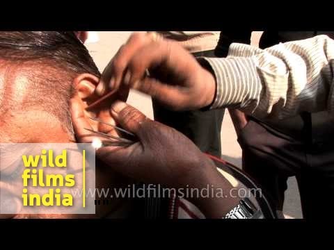 Street Ear Cleaning, Mumbai India, Taken at Latitude/Longit…