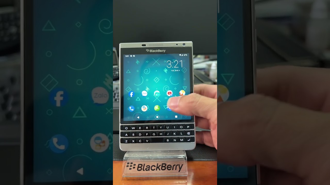 BlackBerry Passport Silver Edition Android 11 - Lineages OS18.1