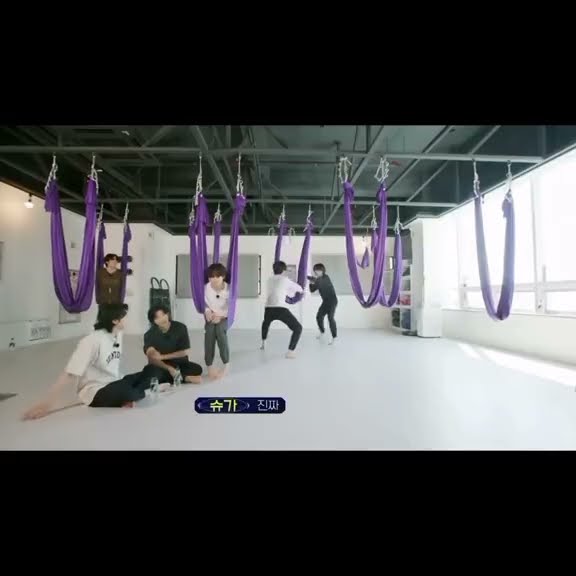 3 bocilnya #bts 😁😍 #maknaeline #jimin #taehyung #jungkook