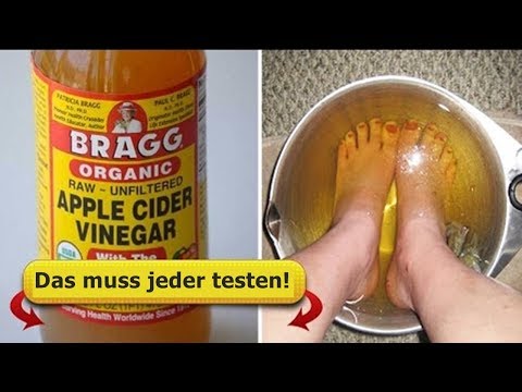 Video: So entfernen Sie trockene Haut von Ihren Füßen mit Bittersalz