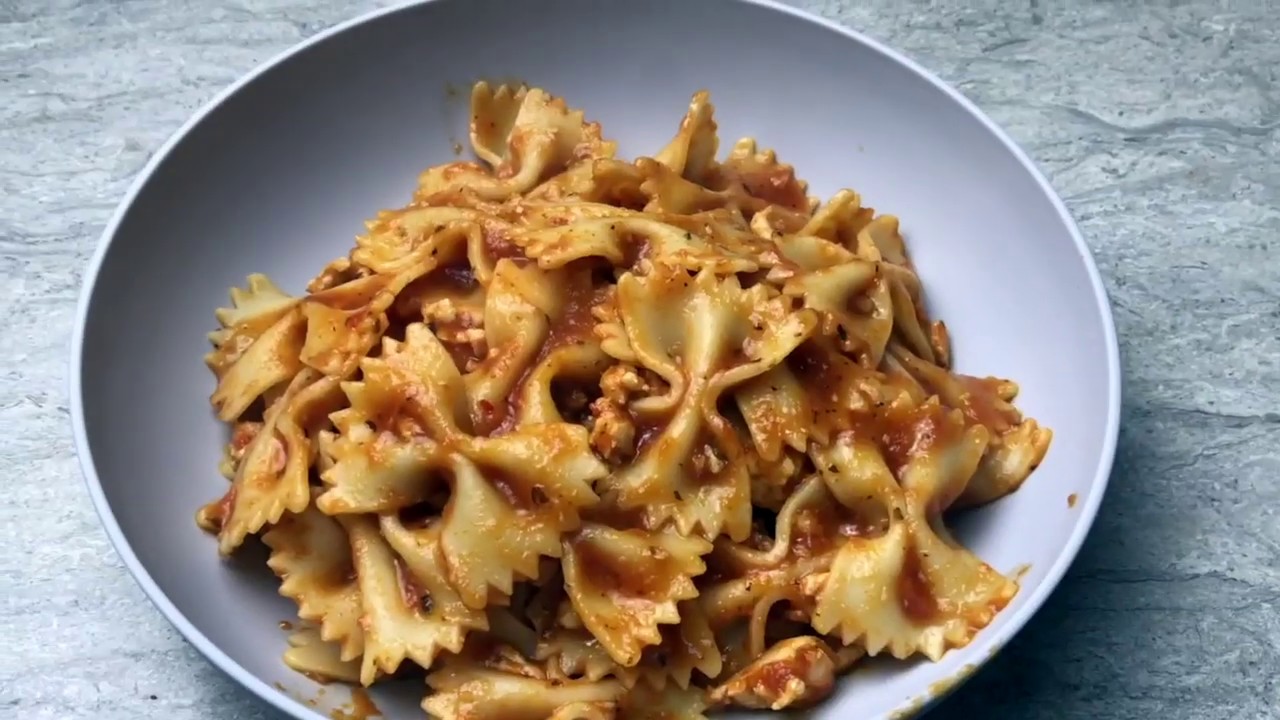 Easy 20 Minute Turkey & Bow Tie pasta - YouTube