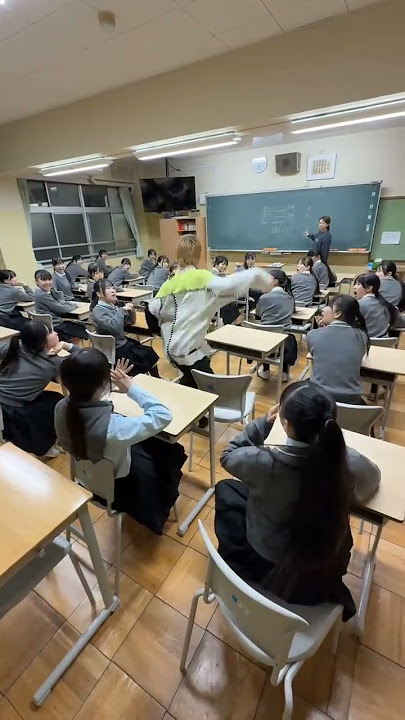 kin cha na😂😂 #shortsvideo #dance #students #trending