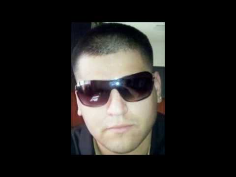 te-amo-mama-interpretada-por-hector-arteaga.-cancion-de-marco-antonio-solis.