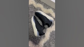 Jordan 39 Noir In Hand