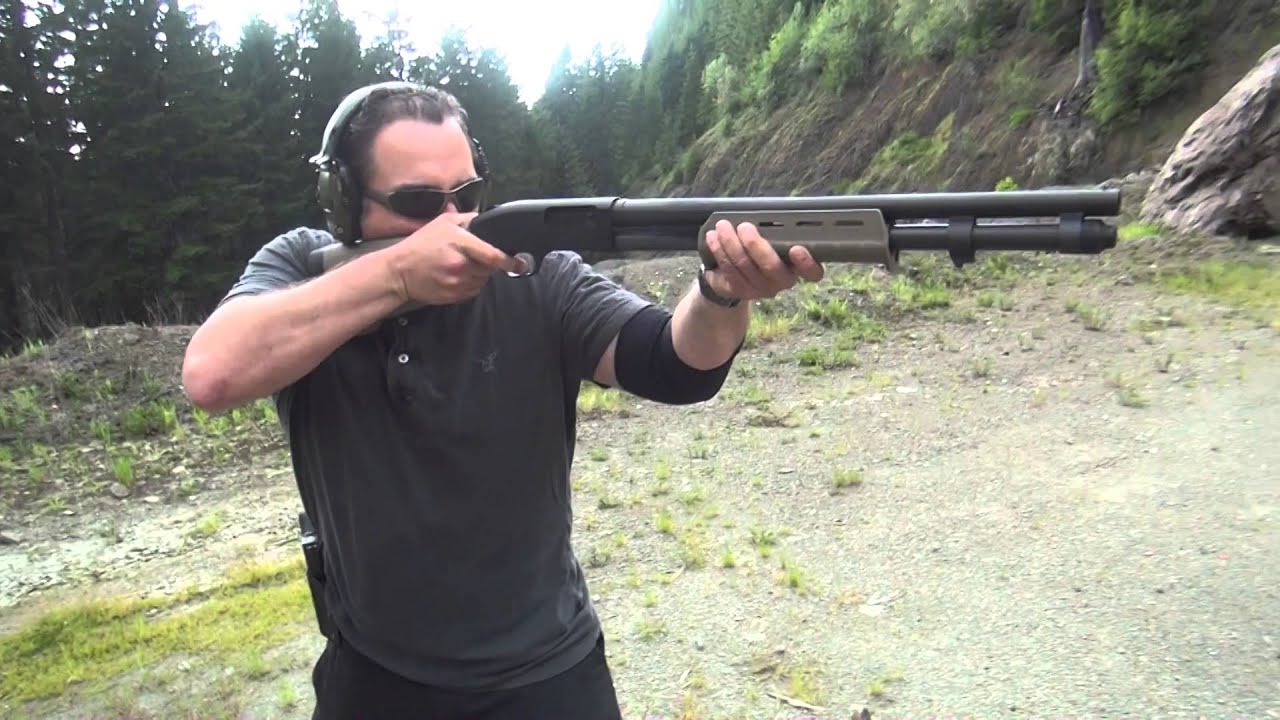 Mossberg 590a1 Us Service Model With Magpul Sga Stock Hd Youtube