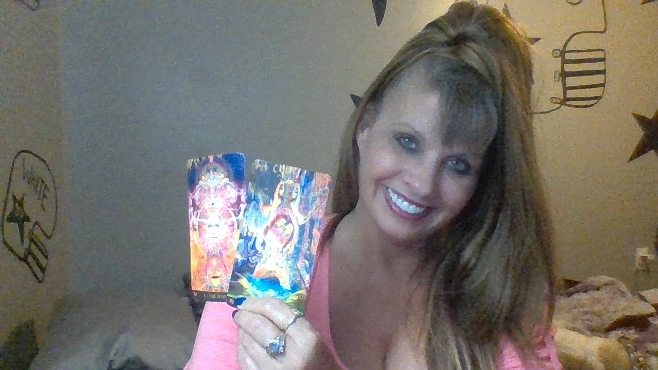 CANCER LOVE DAILY DECEMBER 17-18  INTUITIVE TAROT "DON'T GIVE UP ON ME BABY ... i MANIFESTED YOU!"