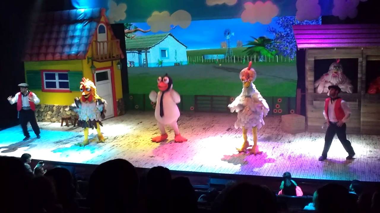 Canciones de la granja en el teatro El pingüino