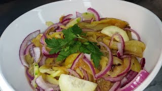 Rajas de chilaca curtidas en limón para todo tipo de comida.