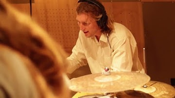 Magic Machine - Out In The Country (Live Session)