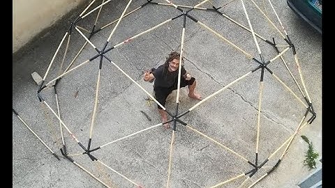 DIY easy and cheap: geodesic dome V2 in #bamboo  with #polyethilene #joints & "#zerowaste solution "