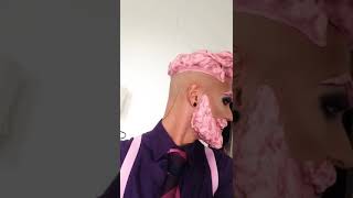 Drag queen latex wig Kokaine Tyson