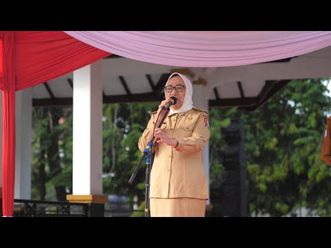 Thumbnail Pimpin Apel Pagi, Bupati Bojonegoro Apresiasi Petugas Lebaran dan Kehadiran PNS