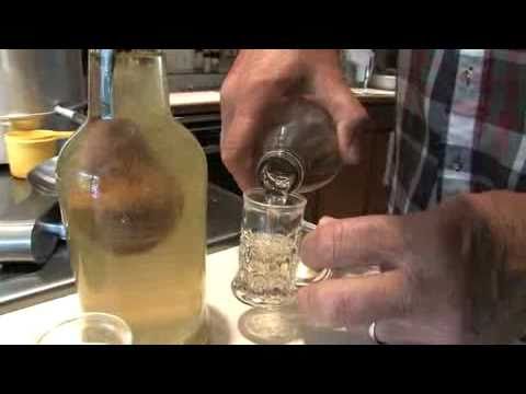 make-pear-schnapps