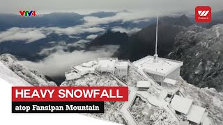 Heavy snowfall atop Fansipan Mountain | VTV World