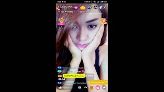 Gila Cewek Cantik Ini Berani Colmek Di Live Me