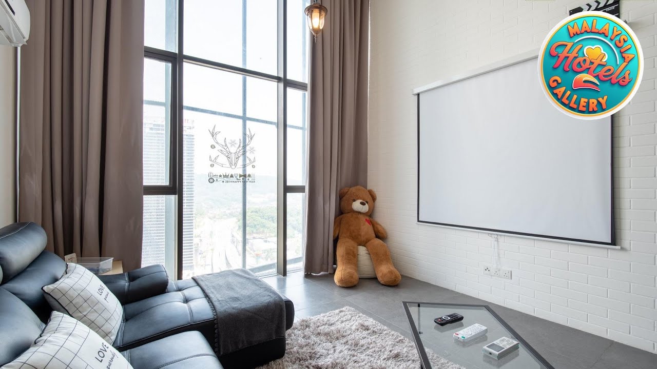 Petaling Jaya Private Cinema Cozy JF Home | Kuala Lumpur, Malaysia | Hotel Review 🛏️