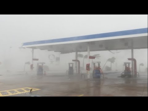 Category 4 Hurricane Ian - Port Charlotte - Eyewall Footage