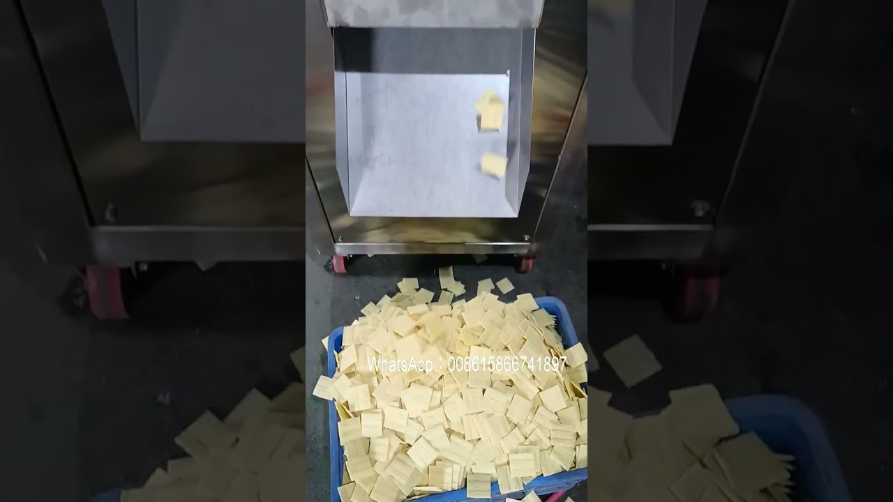 Machinery and equipment for processing puffed coarse grain crispy rice and potato chips 