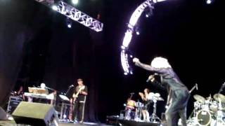 Cyndi Lauper - Shattered Dreams - (Live at Recife 2011)