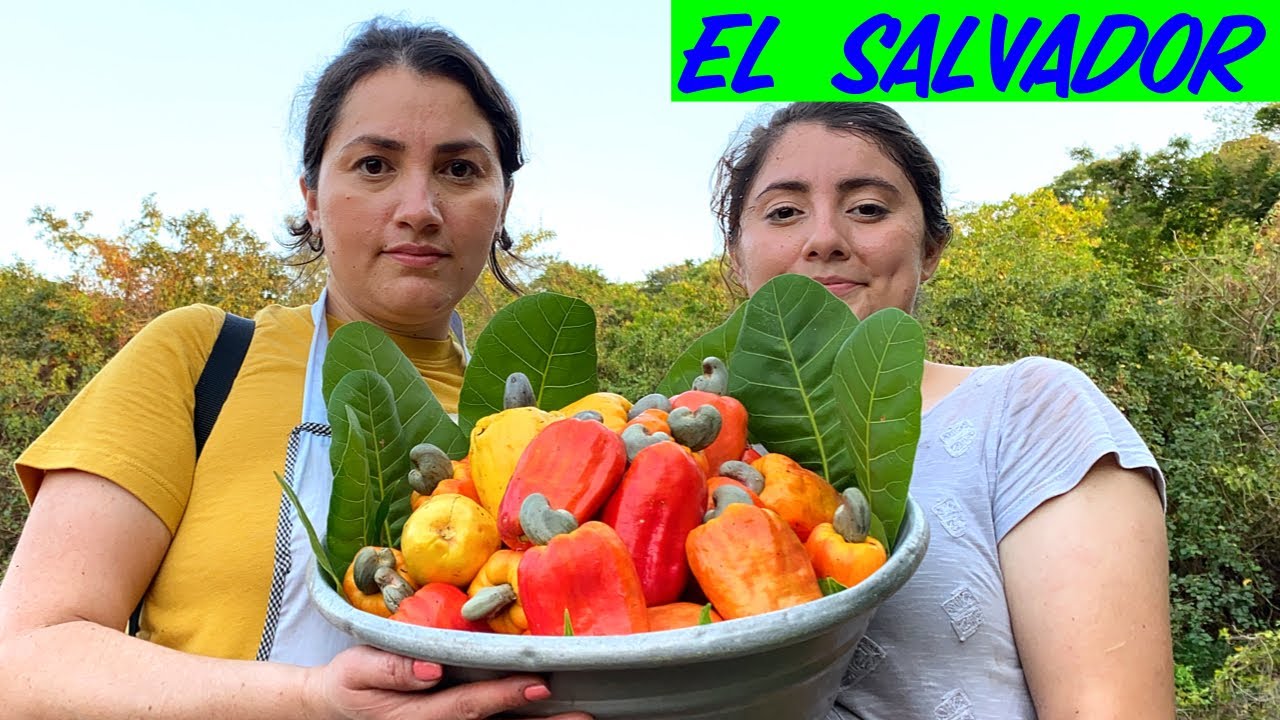 Cortando marañones en El Salvador