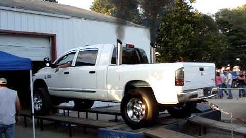 Eric Ahrens 2500 dodge mega cab 6.7l diesel