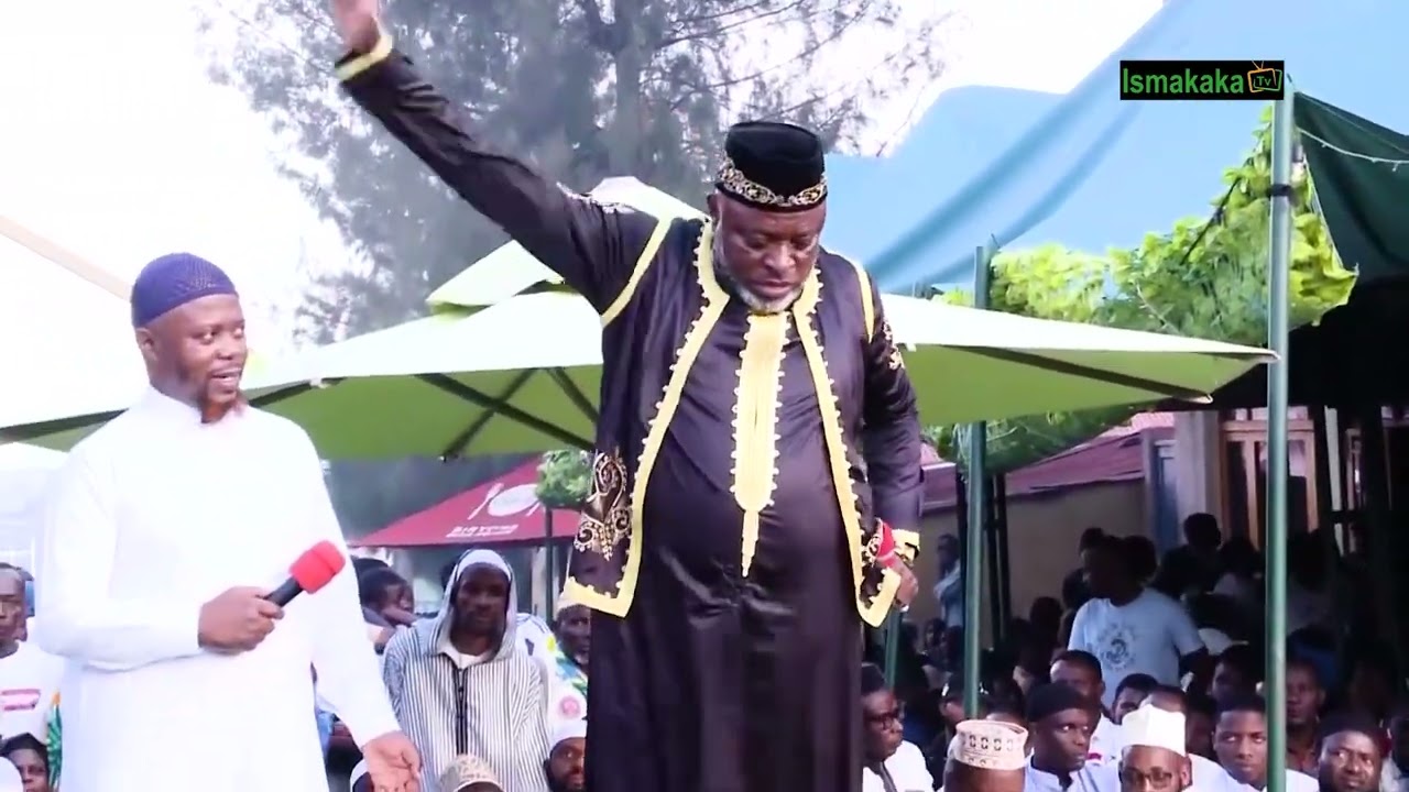 bibiliya yawe iragaragaza ko yesu mwijuru yahagaze iburyo Bw'imana