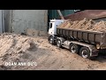 RC construction Mercedes-Benz Arocs 8*8 vượt qua đồi cát