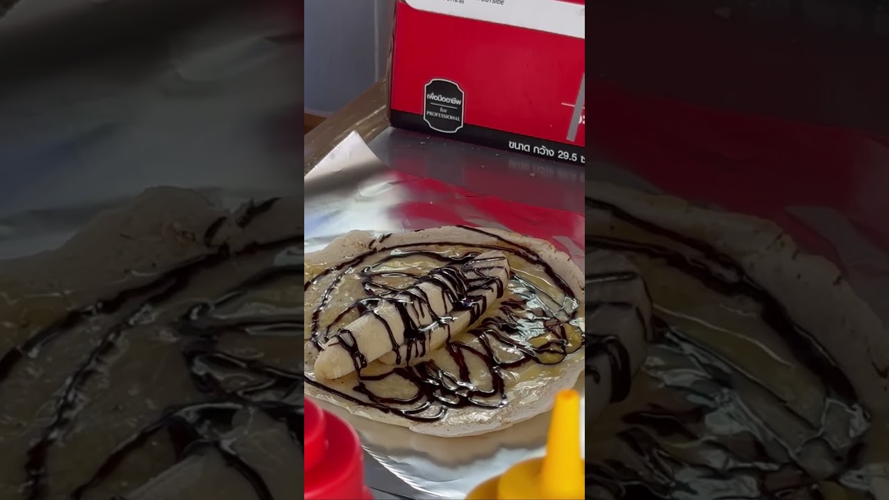 ✨🍌 Banana Chocolate Roti Wrap! | Thai Street Food 
