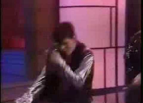 New Kids On The Block - FUnky, Funky Christmas(Arsenio Hall)