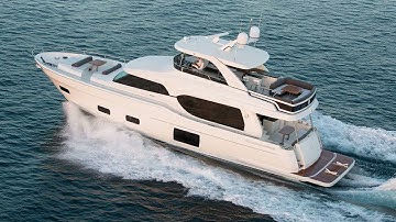 2017 Ocean Alexander 70E with Volvo IPS - Check out this VECTOR joystick demo & owner interview!