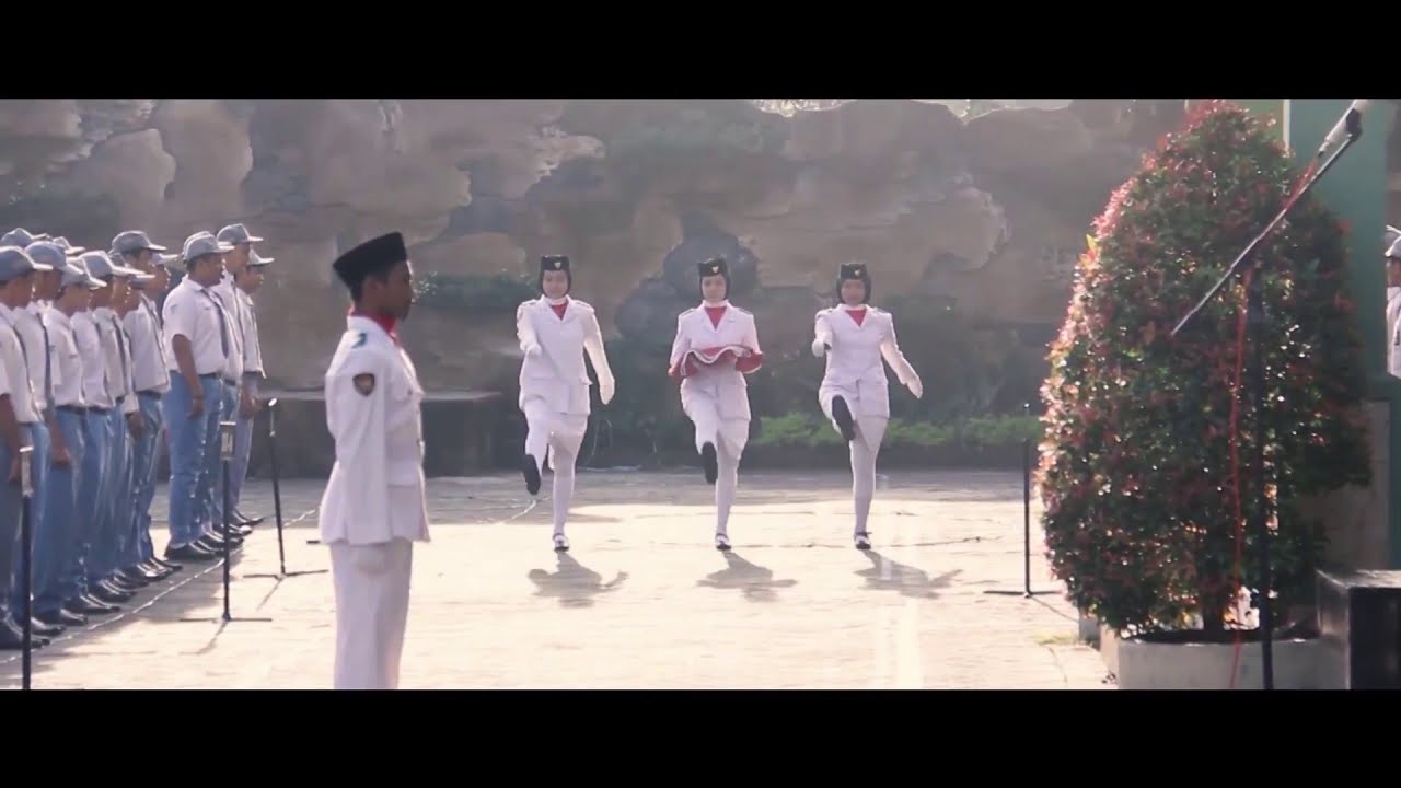 PROFIL SMAN 13 SURABAYA -3-