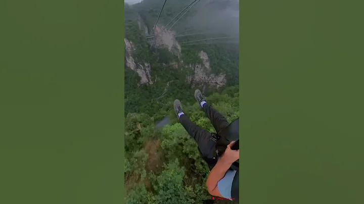 Zhangjiajie Grand Canyon #zhangjiajie #ZhangjiajieGrandCanyon #Zhangjiajieglassbridge - DayDayNews