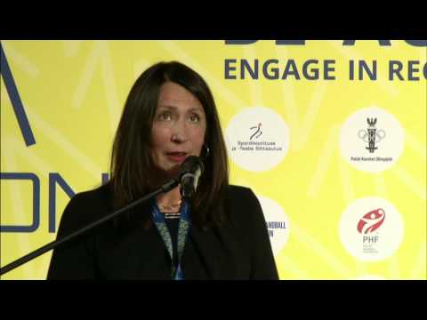 Signe Rinkule. Konference Liepājā, Latvijā, 2015. | AGONproject.eu | # ...