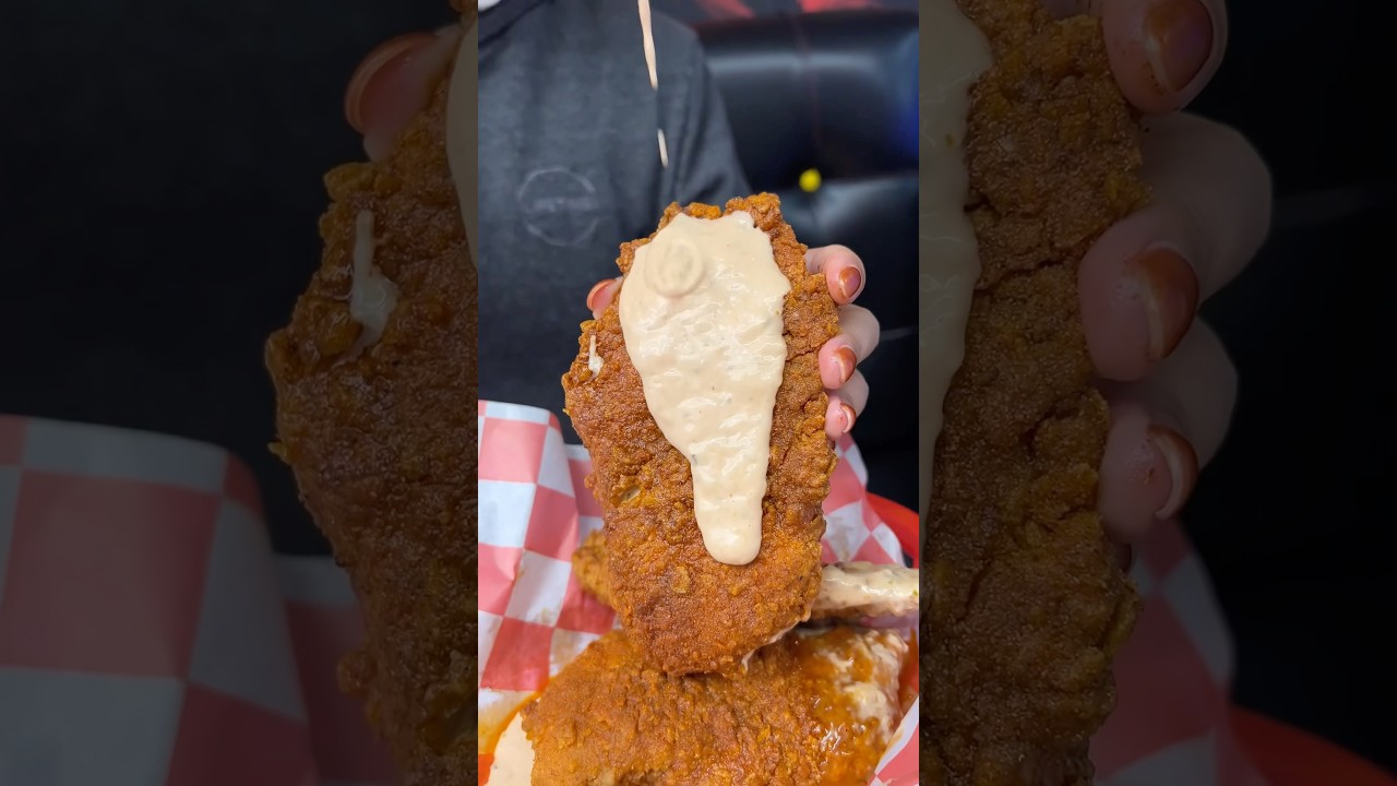 These HOT CHICKEN TENDERS from Mashed Burgers in Hoboken, NJ hit the SPOT! 🍗🔥 