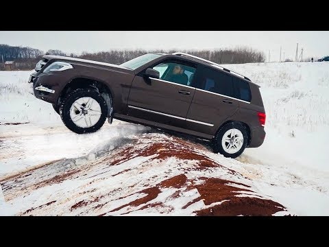 Видео: ПРЫГАЮЩИЙ МЕРСЕДЕС и ТУАРЕГ против Toyota Land Cruiser 200 , Prado , Touareg , Mercedes GLK OFFROAD