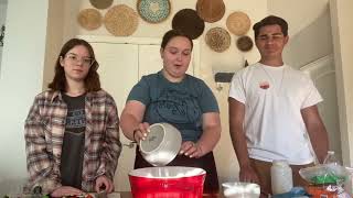 Spanish 2 Cooking Project. Rosa, Yara, y Joaquin
