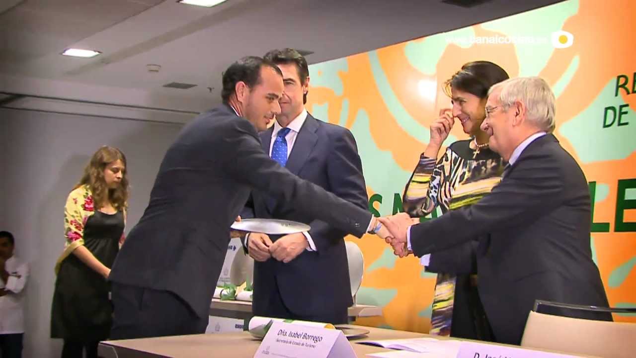 Reportaje Premios Nacionales de Gastronomía 2012 restaurant staff