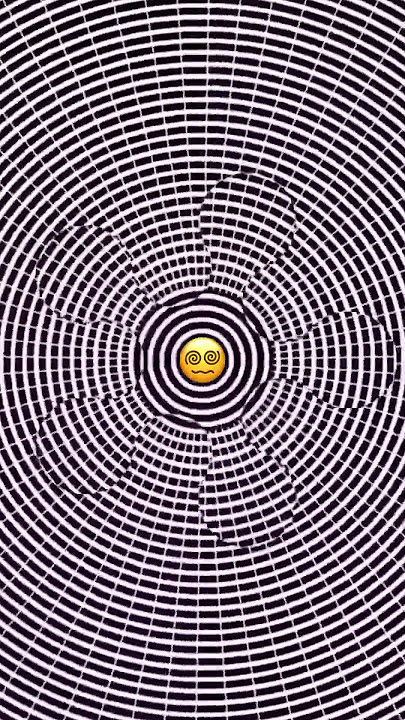 I found one of THE STRONGEST Optical Illusions 😵 #shorts