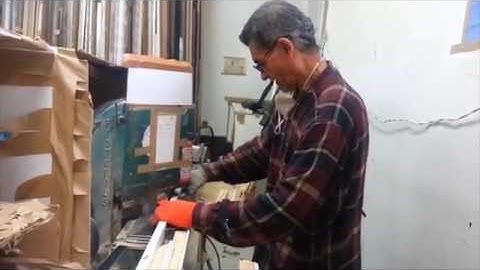 The art of picture framing - This video shows the how to make a picture frame.